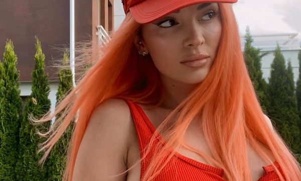 Kush është mashkulli që postoi fotografi me Era Istrefin ditën e Shën Valentinit