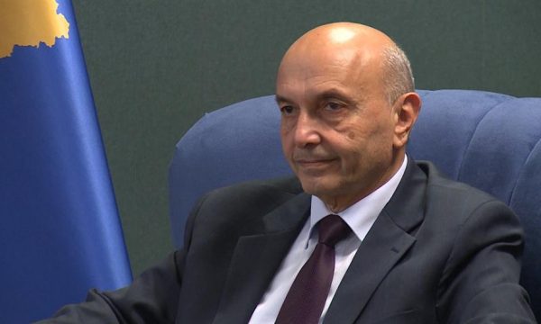 Isa Mustafa përgënjështron Arben Gashin: Grenell kurrë nuk na kërkoi rrëzimin e Qeverisë Kurti