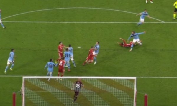 Lewandowski s’di të ndalet në Champions League
