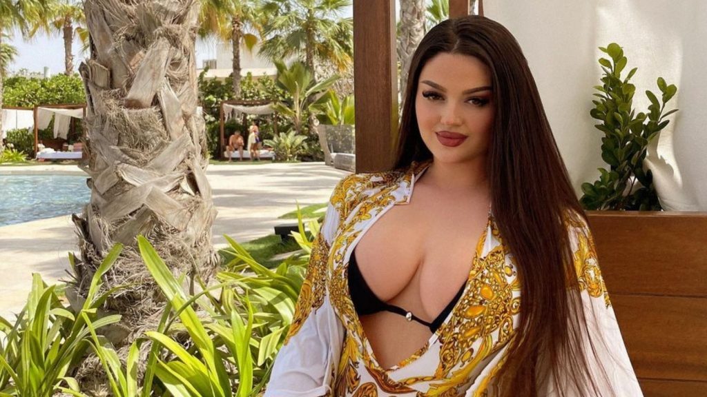Enca nis pushimet në Dubai, tregon se a po e financojnë sheikat?