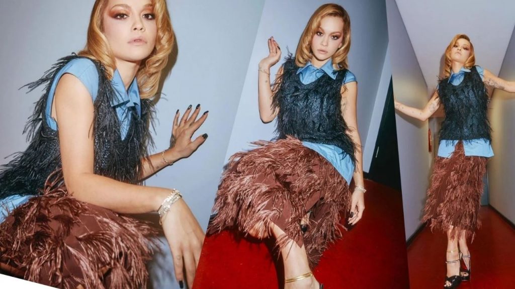 Rita Ora pozon me një stil të çuditshëm nga Sidnej