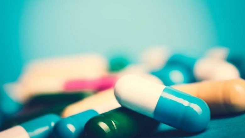 Doza më të larta të antibiotikëve mund të forcojnë disa baktere