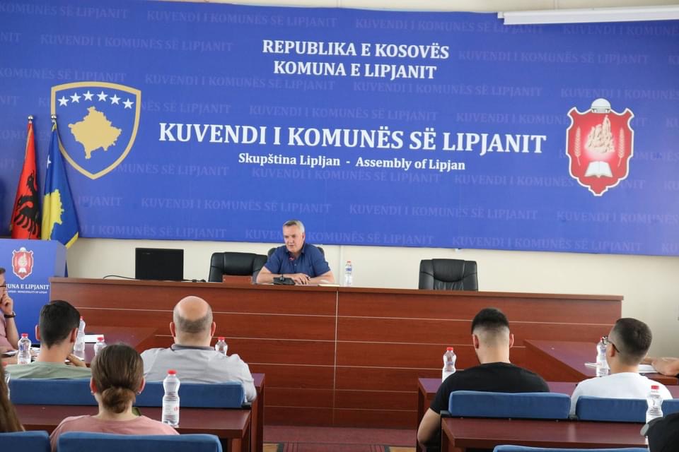 Kryetari Imri Ahmeti ka mbajtur takim publik me qytetarë