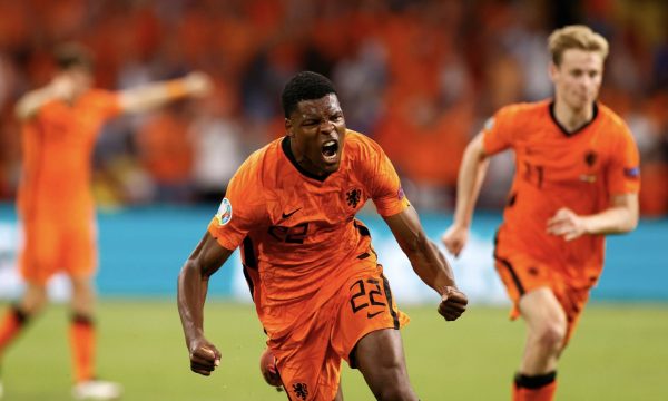 Holanda e mposht Ukrainën në ndeshjen më të mirë deri tani në Euro 2020