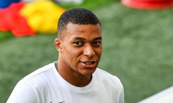 Ancelotti: “Mbappé është i frikshëm”