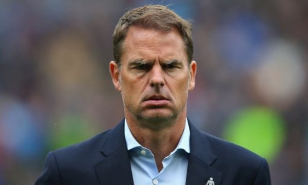 Frank de Boer largohet nga pozita e trajnerit të Holandës