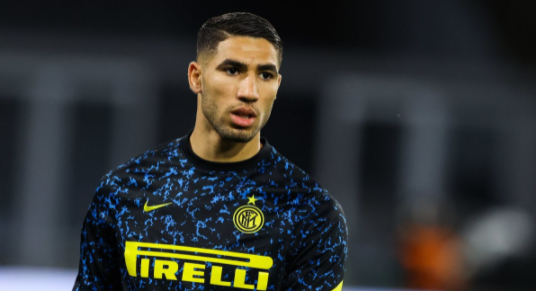 PSG mposhtë Chelsean, Hakimi akord me francezët