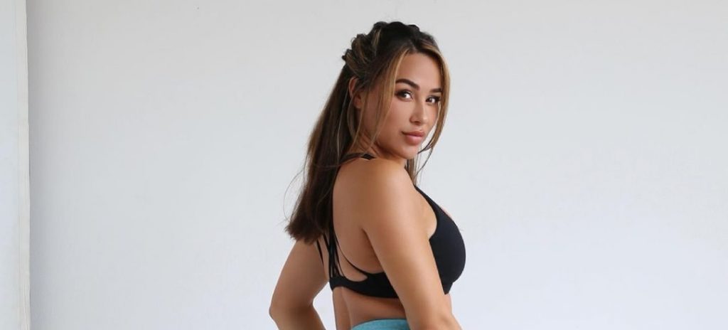 Ana Cheri ngacmon ndjekësit me paraqitjen në rroba sportive
