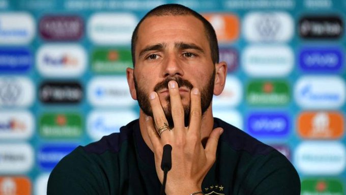 Bonucci: Nuk kemi vendosur nëse do gjunjëzohemi si shenjë solidariteti ndaj racizmit