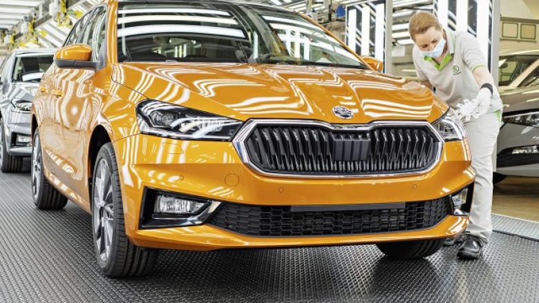Fillon prodhimi i gjeneratës së katërt të Skoda Fabia