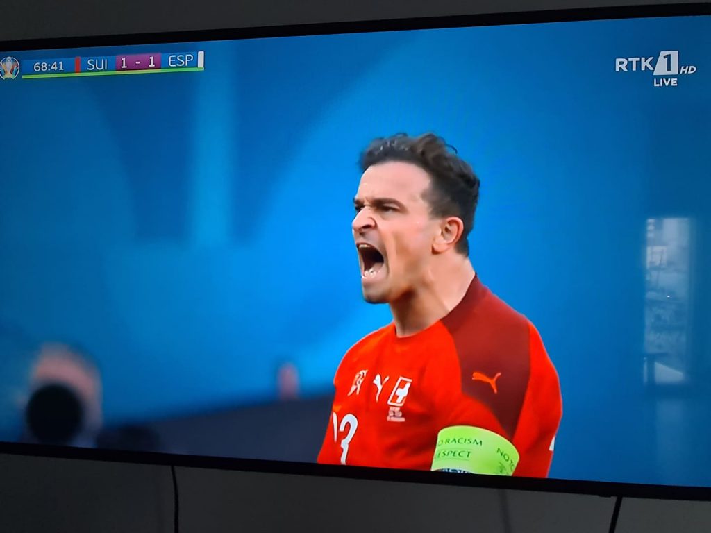 GOOOOOOOOOOOOOOOOOOOOOOOOL! SHAQIRI, Zvicra barazon rezultatin kundër Spanjës