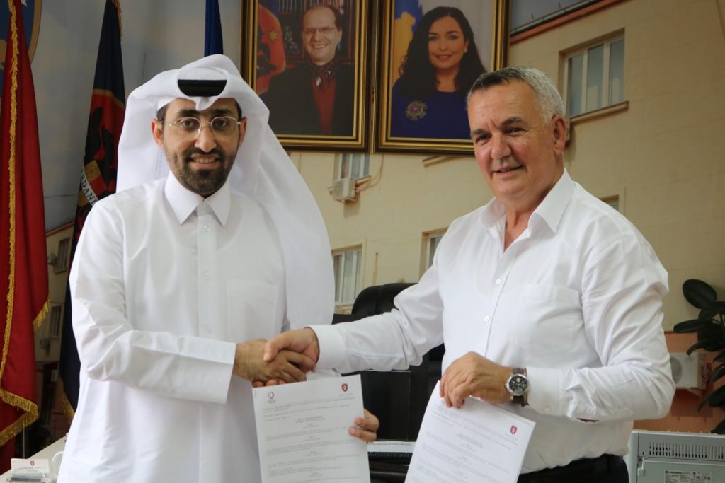 Kryetari Ahmeti nënshkruan marrëveshje bashkëpunimi me organizatën Qatar Charity