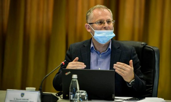 Bisilimi- deputetëve opozitarë: U mbytëm duke iu thënë mos rreni, por sërish po dilni edhe po rreni
