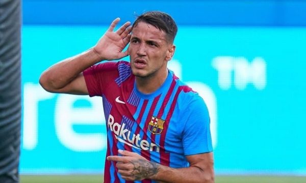 Rey Manaj me het-trik në fitoren e Barcelonës