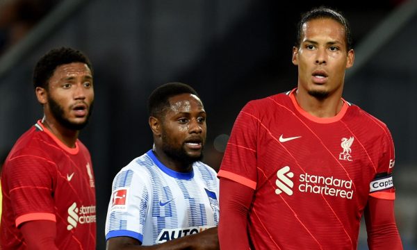Van Dijk zbret në fushë pas 285 ditësh, s’mund ta përshkruajë gëzimin