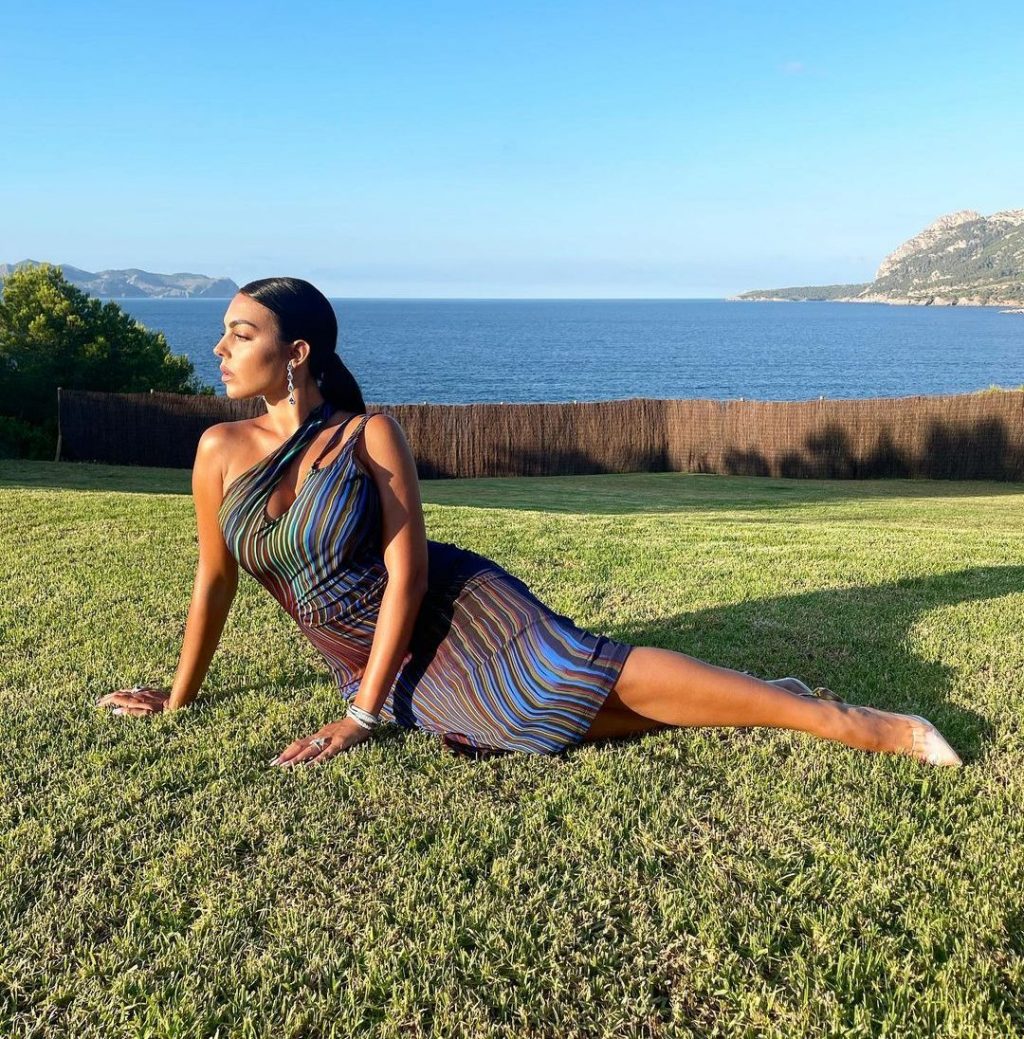 Georgina Rodriguez ndan pamje joshëse për ndjekësit nga Spanja