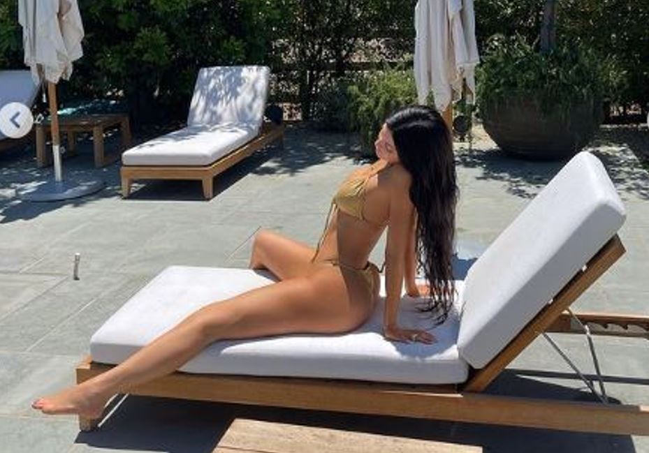 Femër bombastike, Kylie Jenner ju ‘çmend” me këto poza joshëse