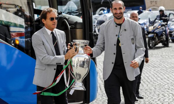 “Krenar që shkruam emrin në faqet më të bukura të historisë së futbollit”