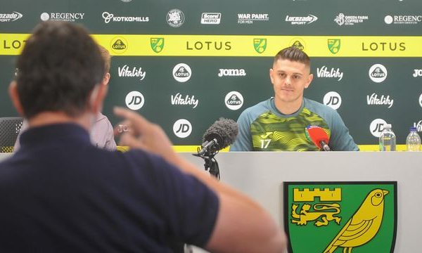 Norwich-Leeds, Rashica rikthehet në formacionin startues