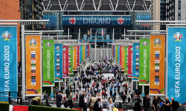 Kritika për sigurimin në Wembley, para finales së EURO 2020