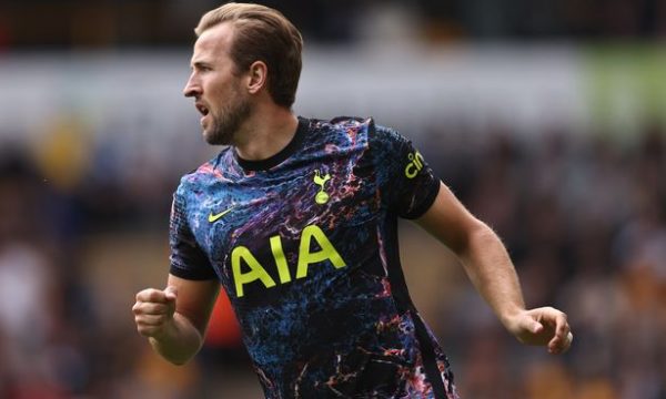Tottenhami nuk e lëshon Kane, Manchester City do të bëjë tentativën e fundit