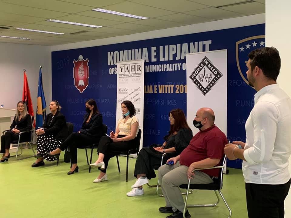 YAHR organizon diskutim ndërmjet të rinjëve dhe grave të suksesshme në sferat e ndryshme në Komunën e Lipjanit