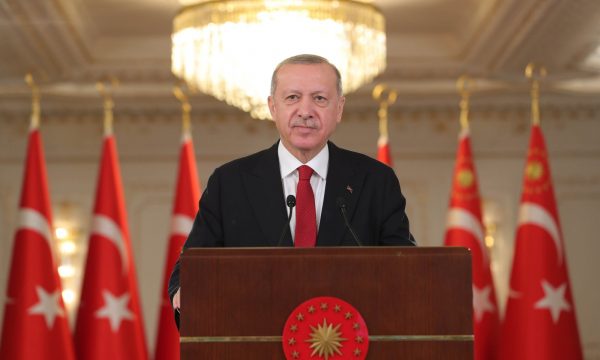 Lufta me zjarret në Turqi, Erdogan falënderon Kosovën për gatishmërinë për ta ndihmuar