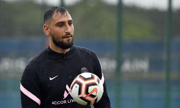 Donnarumma i lumtur që do të luajë me Messin në PSG