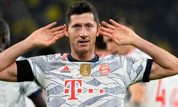 Trajneri i Bayernit thotë se gjithçka që flitet për Lewandowskin janë vetëm thashetheme