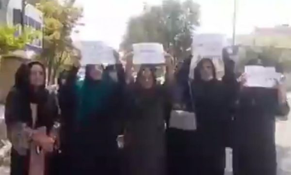 Gratë afgane protestojnë në Kabul për të drejtat e tyre