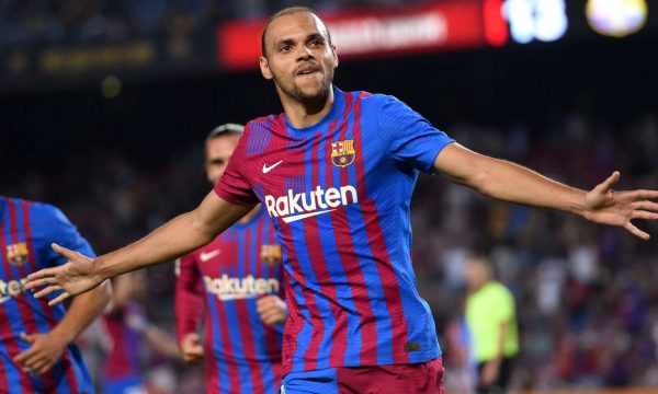 Spektakël në Camp Nou, Barcelona fiton kundër Sociedadit