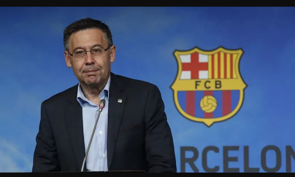 Bartomeu mbron vetveten, akuzon Laportan për mos veprim