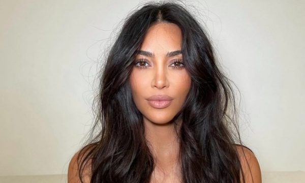 Kim Kardashian dhe veshja e saj e çuditshme në MetGala 2021