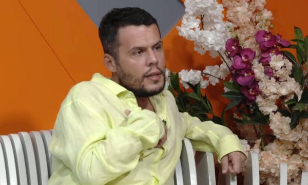 E la Leonora Jakupin për Elvana Gjatën? Flet Valdrin Sahiti