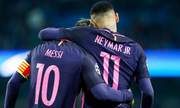 Neymar ia ofron numrin 10 Messit