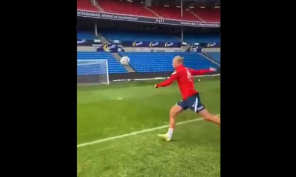 Gol i çmendur, shikojeni fuqinë e goditjes së Haaland