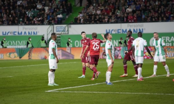 Bayerni vazhdon me fitore, e mposht Greuther Furthin