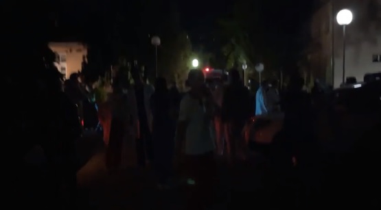 Zjarr në spitalin mobil për Covid-19 në Tetovë, dyshohet për viktima