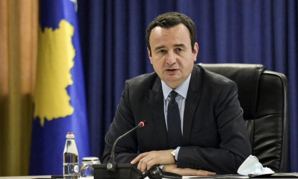 Siguria e kryeministrit Kurtit, Policia del me njoftim zyrtar