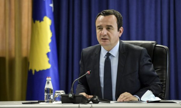 Kurti: Bizneset që marrin kredi 500 mijë euro, Qeveria do t’i ndihmojë duke ua subvencionuar kamatën