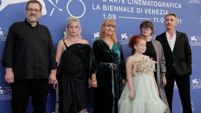 Filmi kosovar “Vera Andrron Detin” fiton dy çmime në Bienalen e Venedikut