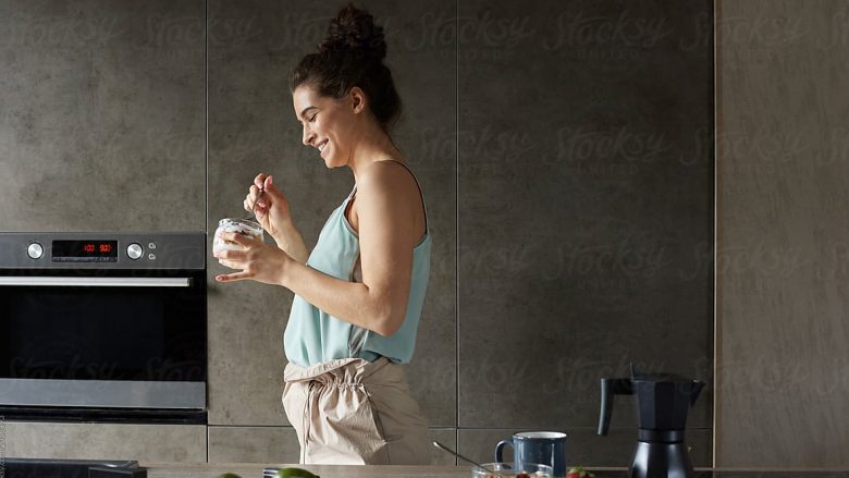 Kafjalli sipas recetës së një mjekeje të Harvardit: Ky kombinim i fuqishëm ushqimesh ruan shëndetin!