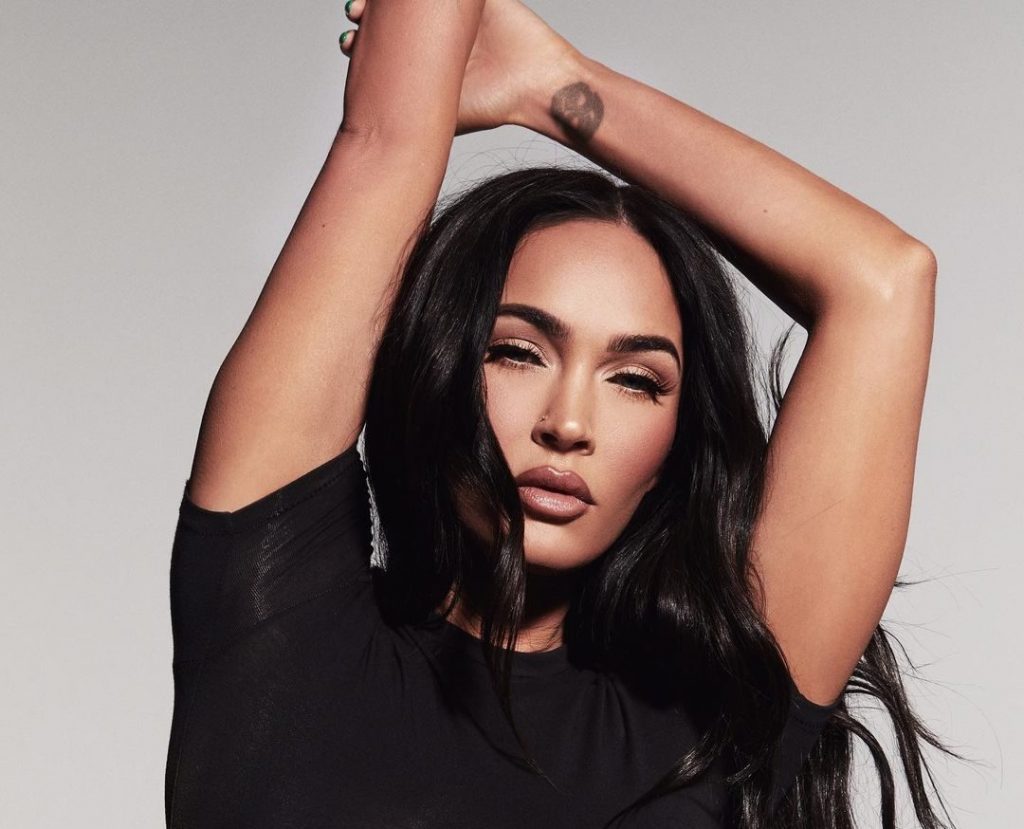 Megan Fox del pa reçipeta në rrjete sociale