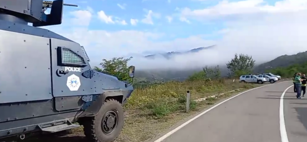 Kjo është gjendja në pikën kufitare në Jarinje (VIDEO)