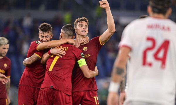 Roma e nis me “la manita”, Rrahmani fiton një pikë të artë me Napolin, Shaqiri i gëzohet fitores me Lyonin