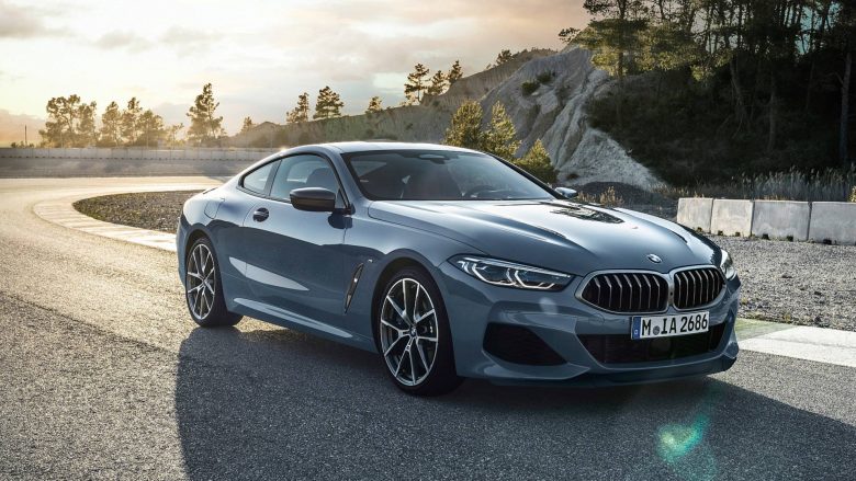 BMW lë pas Mercedesin sa i përket shitjes së veturave gjatë nëntë muajve të këtij viti