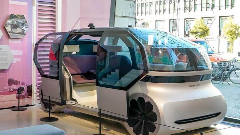 Volkswagen prezanton konceptin e robo-taksisë OnePod