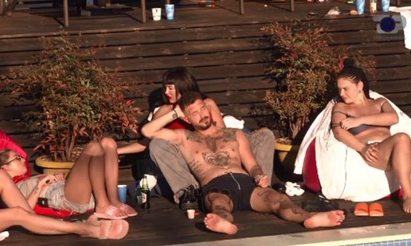 “Shoqja ime nuk e mban burrin tim mes këmbëve”, komentuesit kritika për Semin dhe Donaldin