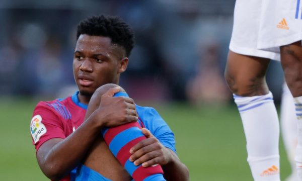 E konfirmon Barça: Ansu Fati n’telashe, ndjen dhimbje në gjurin e operuar
