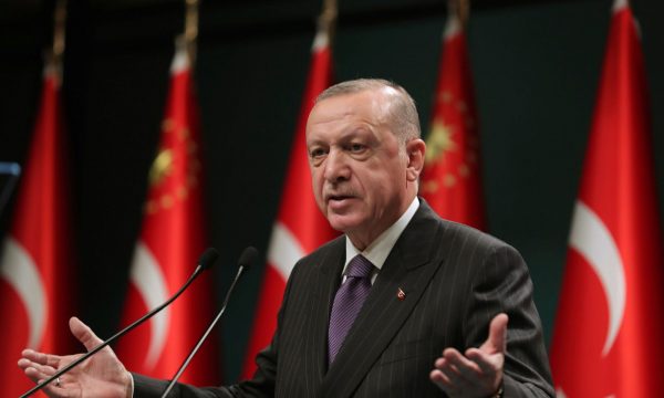 Për një deklaratë, Turqia thirr në raportim ambasadorët e ShBA-së, Gjermanisë, Francës e 7 tjerë